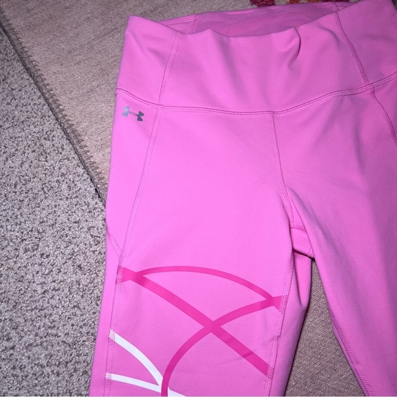 Under Armour Women’s Heatgear REFLECT HI-RISE CROP PINK SZ Medium NWOT - Picture 3 of 9
